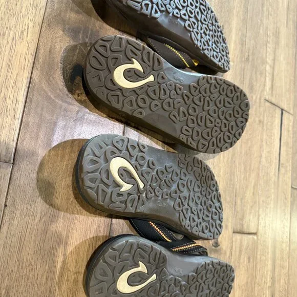 OluKai Men's Kia'I II Sandals 2 pairs - Picture 2 of 7